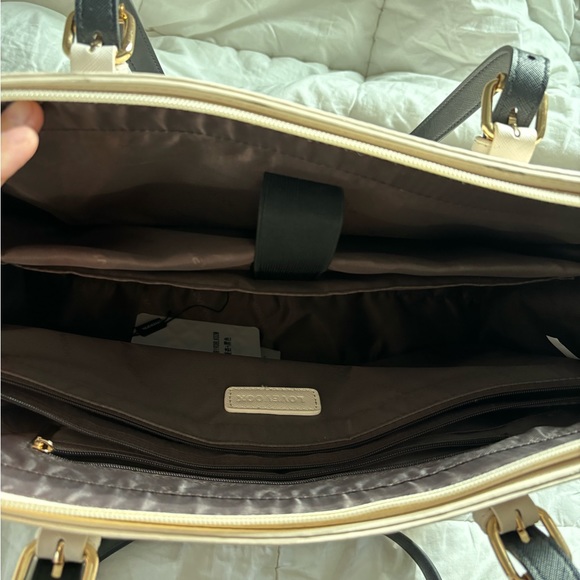 Classy work tote! - Picture 5 of 6